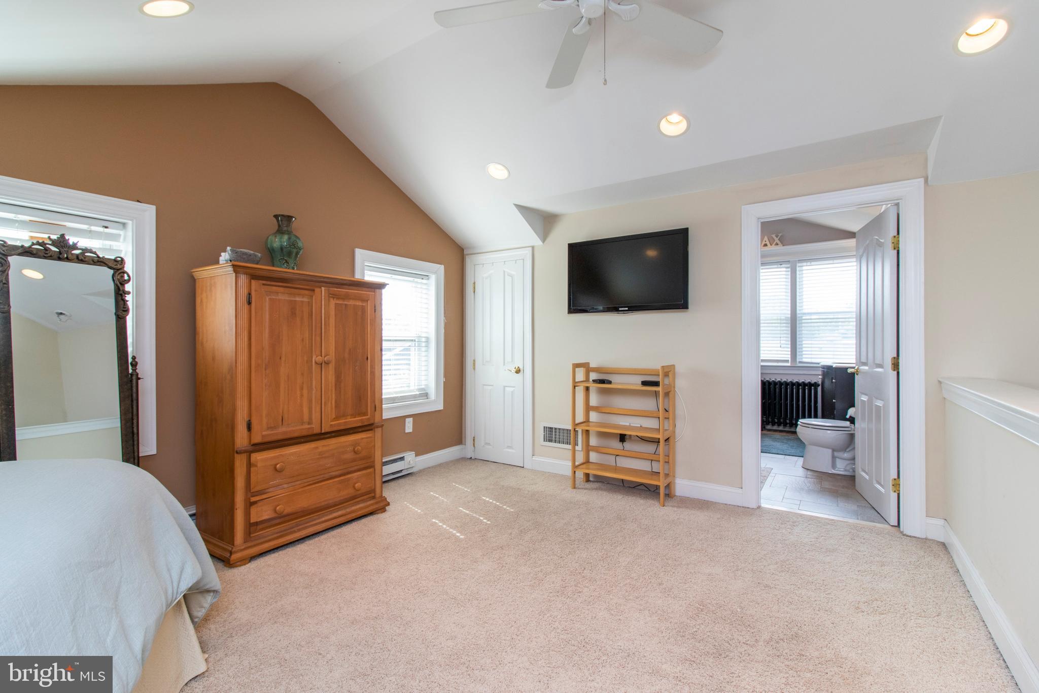 317-19 Rector Street Philadelphia, PA 19128 - Photo 29 of 38 Master Bedroom