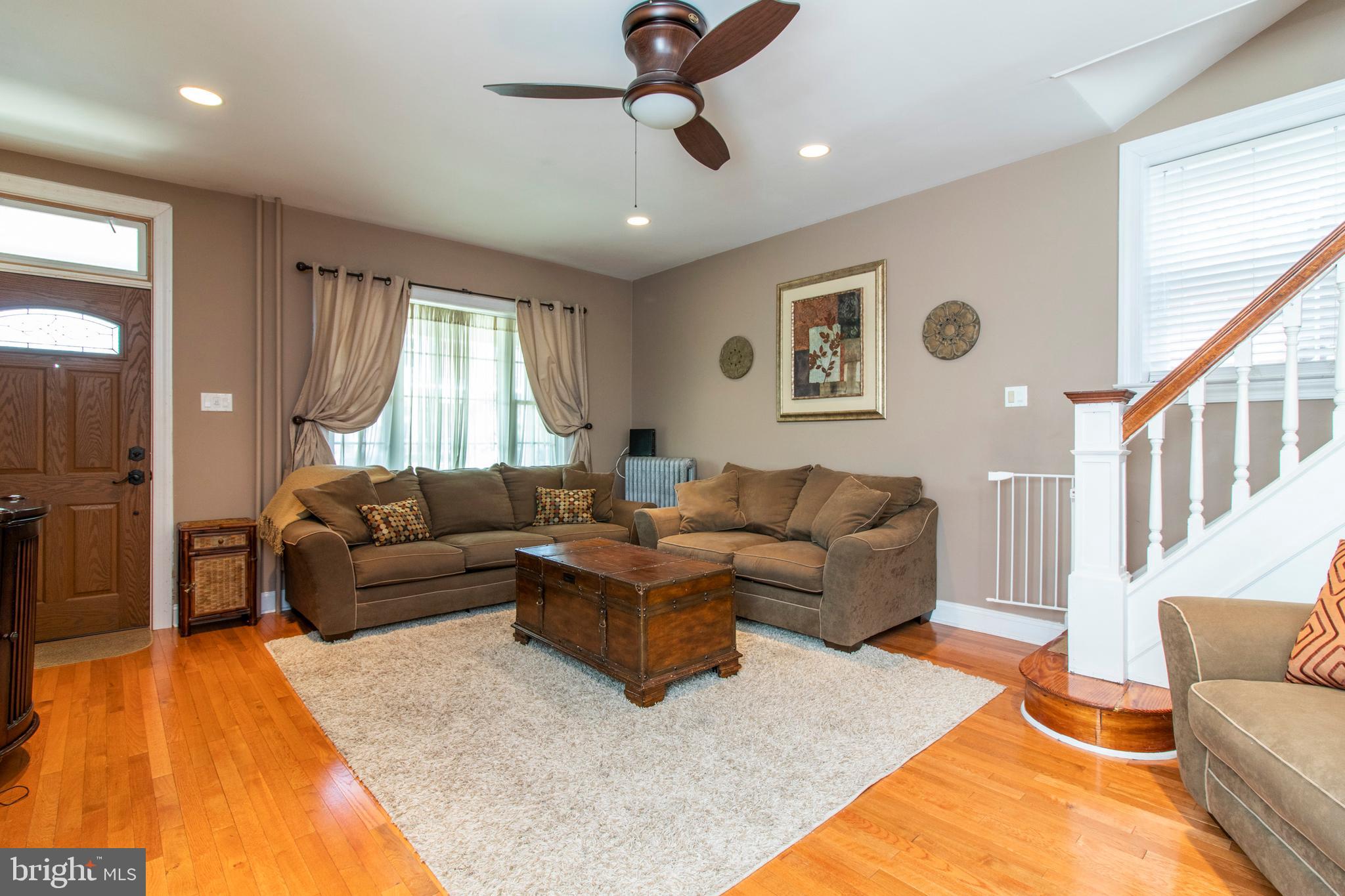 317-19 Rector Street Philadelphia, PA 19128 - Photo 5 of 38 Living Room