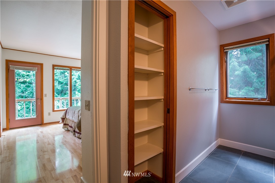 4127 Ridgewood Avenue Bellingham, WA 98229 - Photo 12 of 24 Gallery Image 12