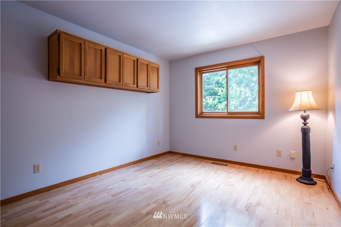 4127 Ridgewood Avenue Bellingham, WA 98229 - Photo 16 of 24 Gallery Image 16