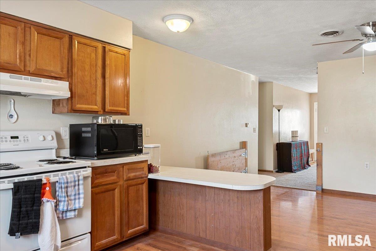 2002 Midway Road Murrayville, IL 62668 - Photo 16 of 45