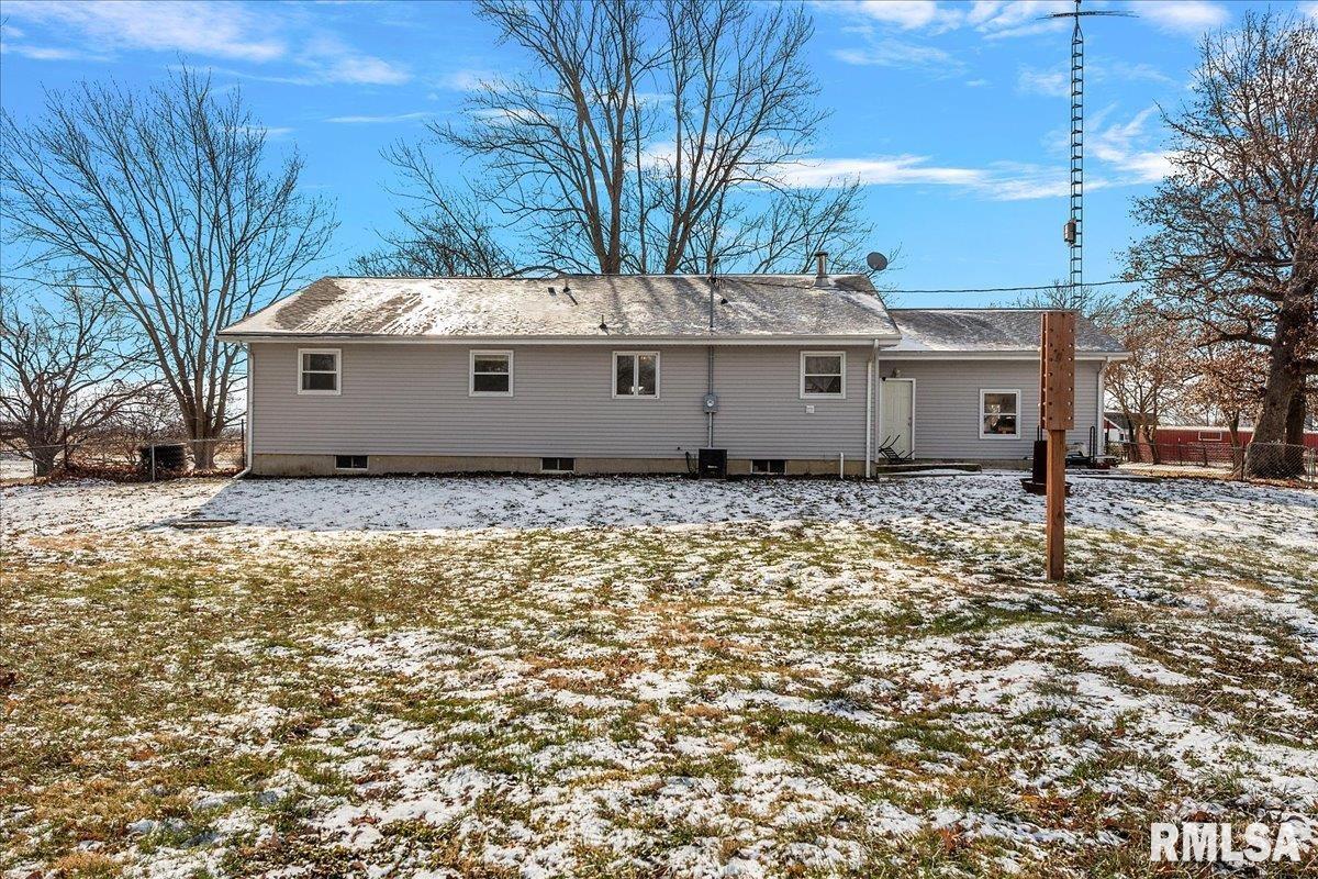 2002 Midway Road Murrayville, IL 62668 - Photo 39 of 45