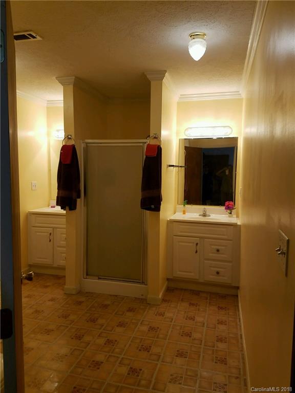 564 Houston Road Columbus, NC 28722 - Photo 3 of 15 Gallery Image 3