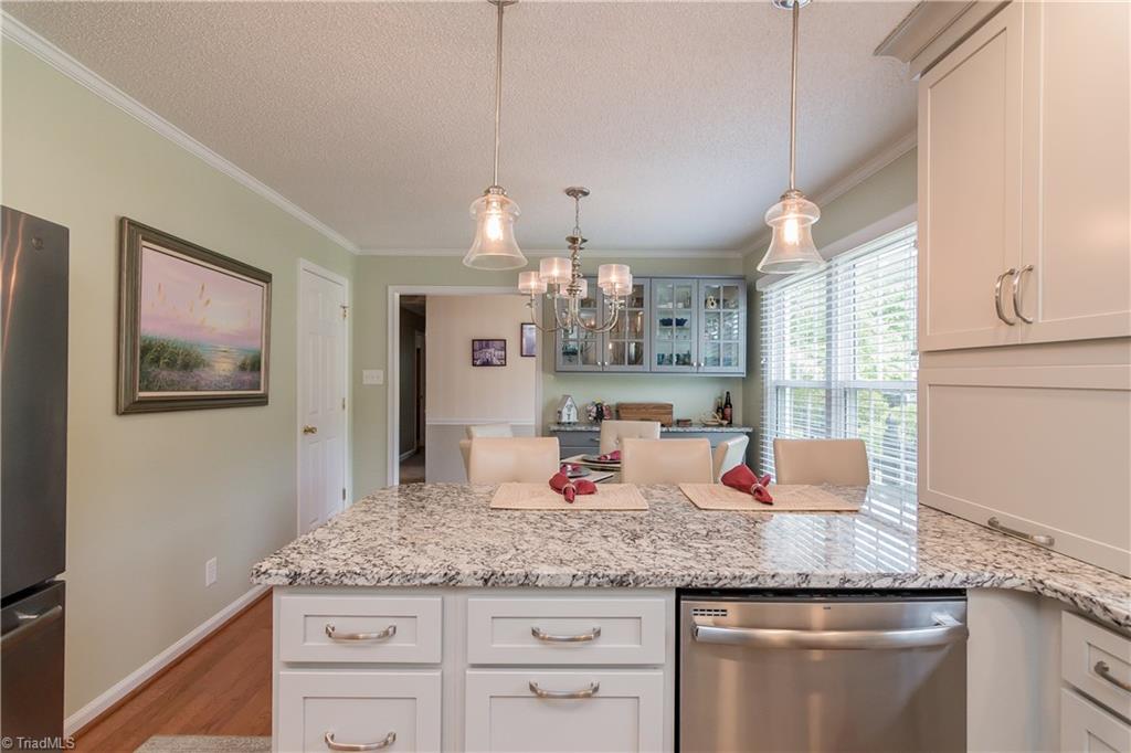 1903 Three Meadows Road Greensboro, NC 27455 - Photo 10 of 26 Gallery Image 10