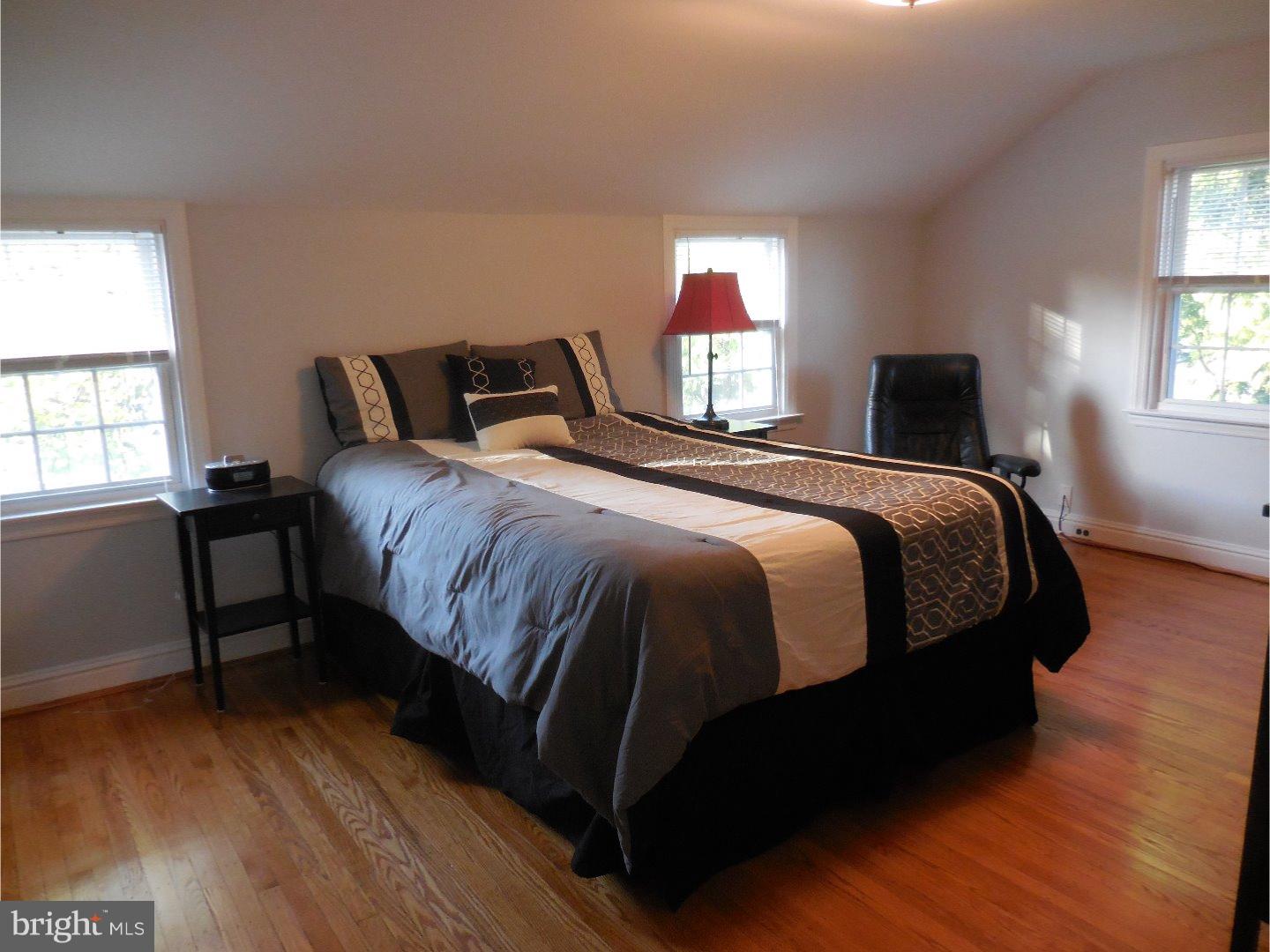 137 West Clearfield Road Havertown, PA 19083 - Photo 10 of 16