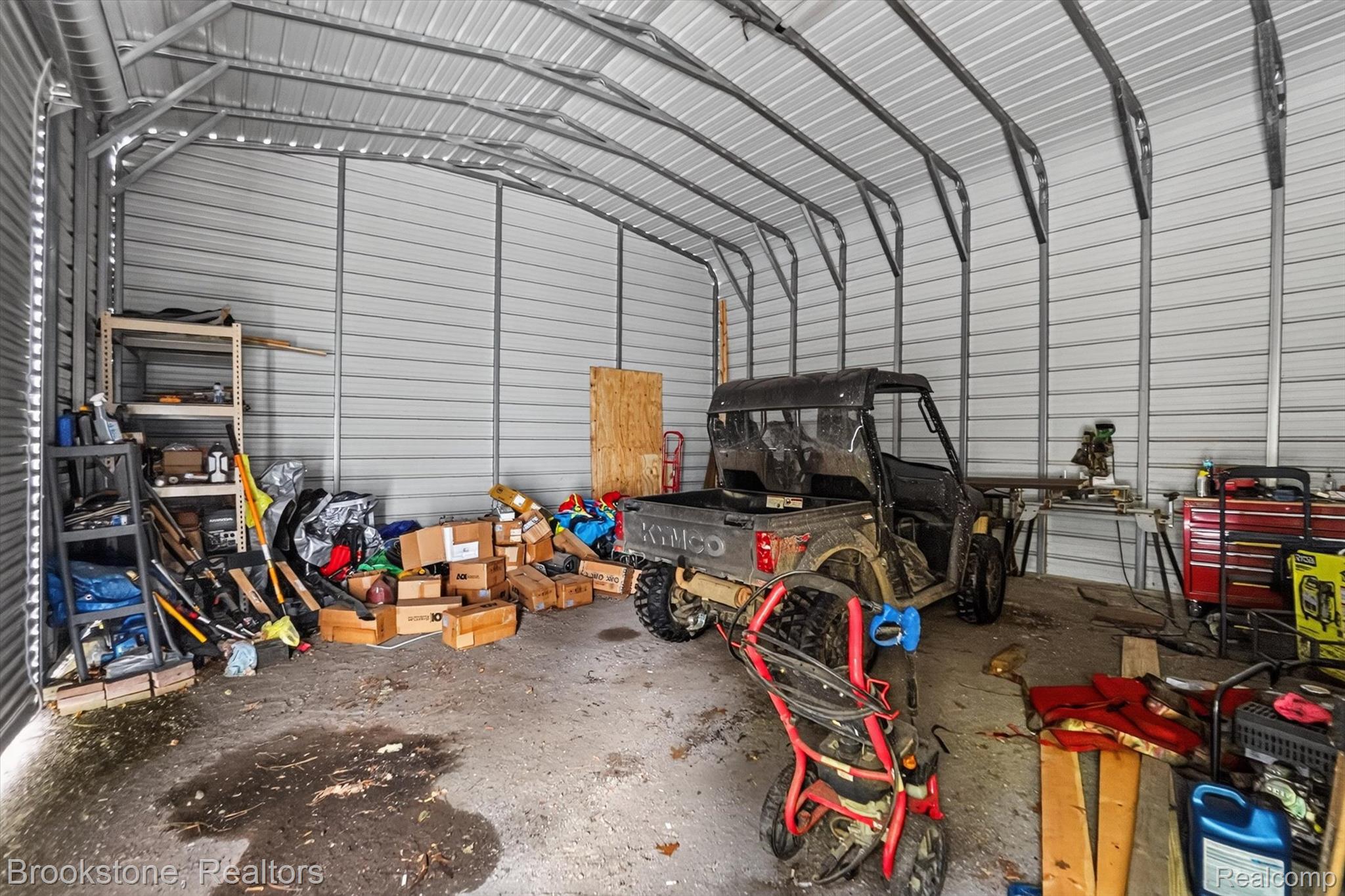 11935 South Beardslee Road Perry, MI 48872 - Photo 47 of 66 47-11935-Beardslee-Rd-WindowStill-Photography.jpg