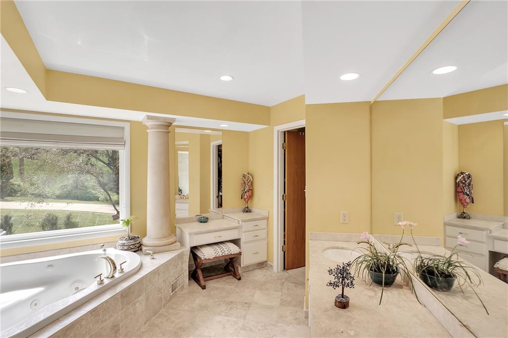 1307 Arona Road Irwin, PA 15642 - Photo 11 of 25