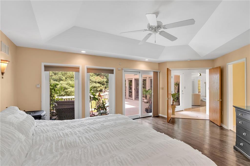 1307 Arona Road Irwin, PA 15642 - Photo 12 of 25