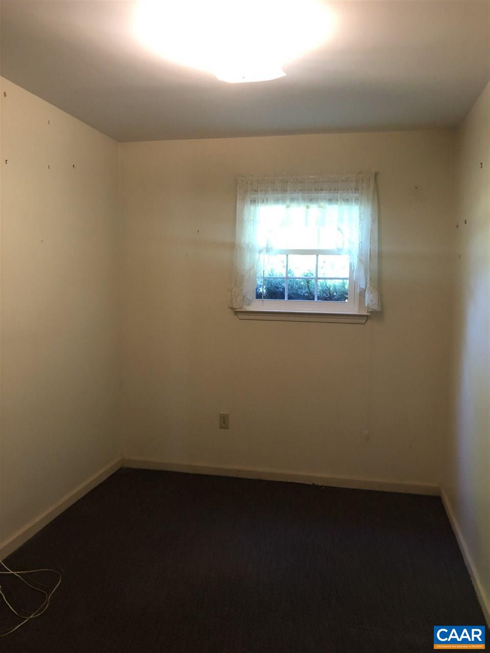 969 Phoenix Road Arrington, VA 22922 - Photo 21 of 28 an empty room with a window