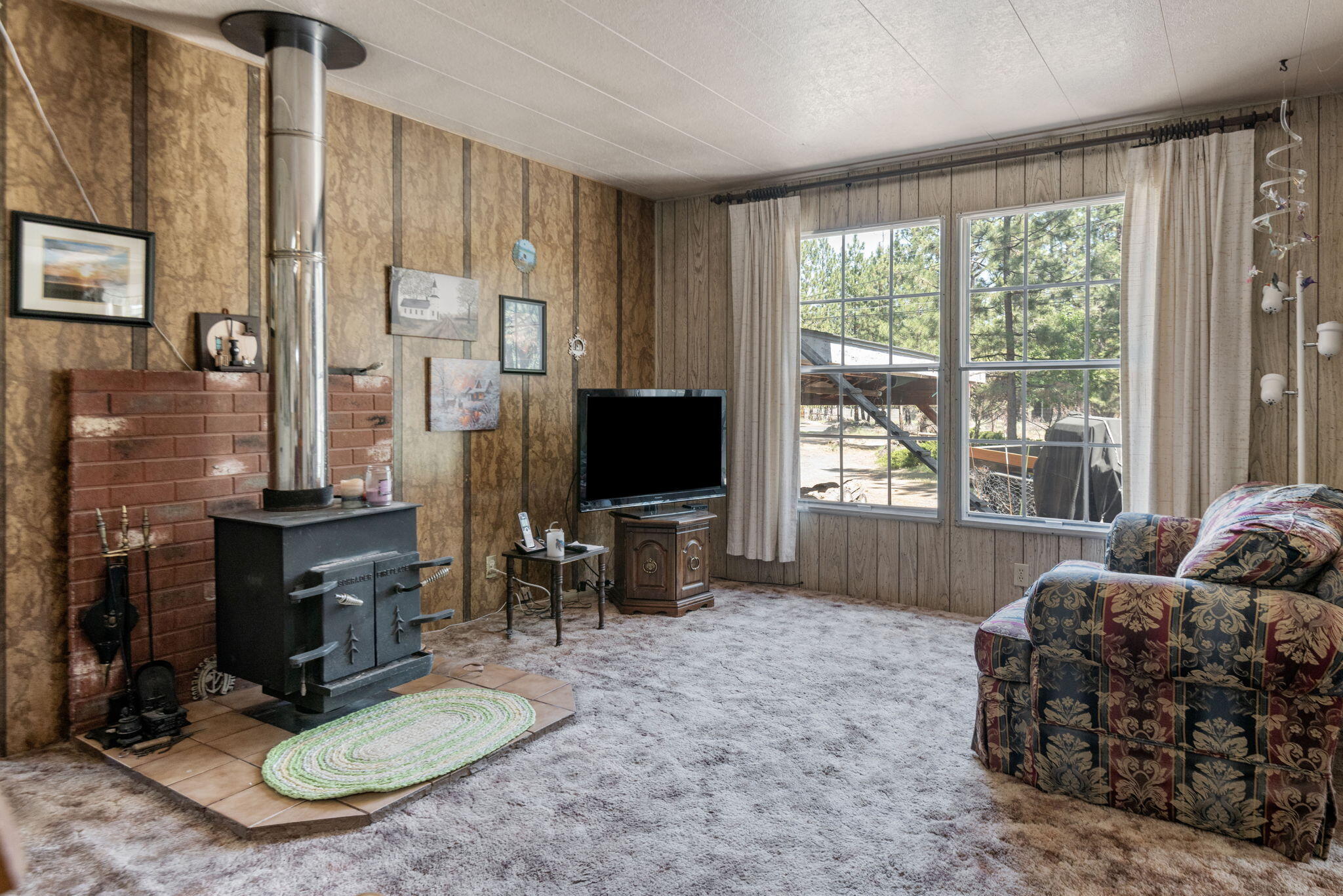 19034 Choctaw Road Bend, OR 97702 - Photo 6 of 24 6-web-or-mls-DSC_1228