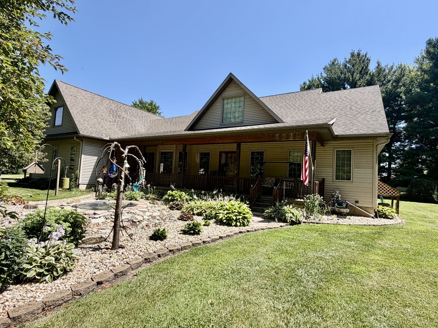 404 Timber Street La Fayette, IL 61449 - Photo 1 of 44 Gallery Image 1