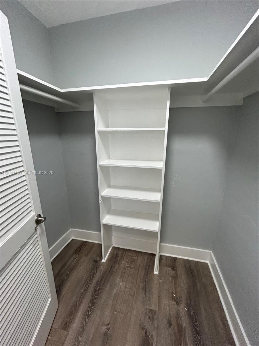 1346 Alton Road, Unit A1 Miami Beach, FL 33139 - Photo 10 of 11