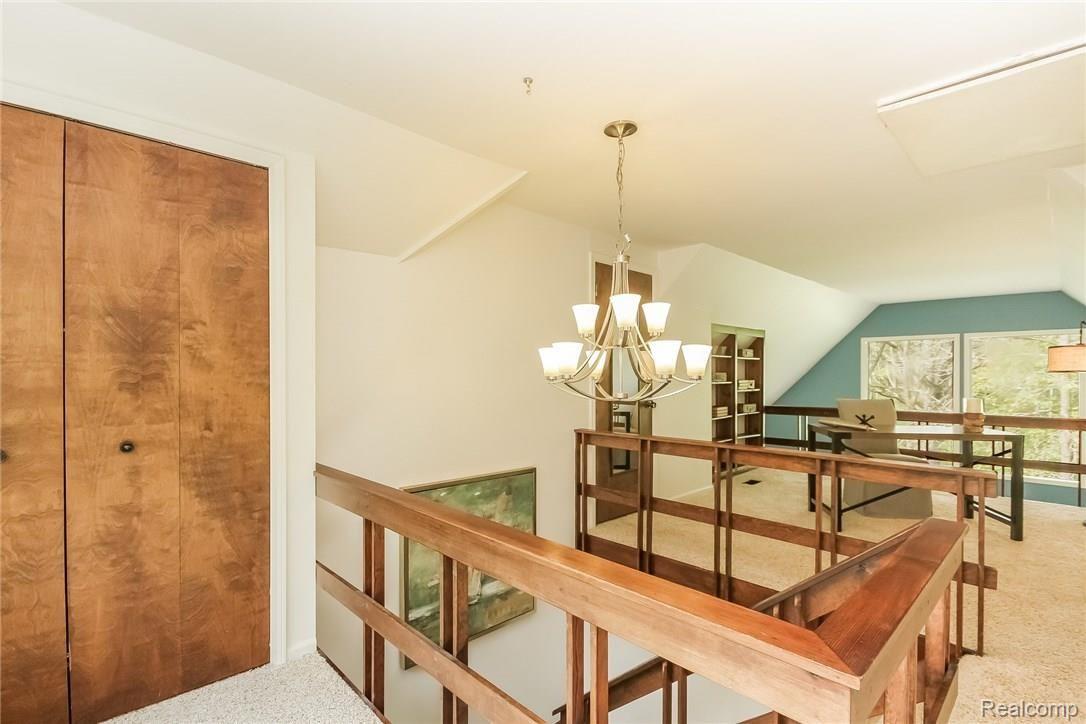 5650 Warren Road Ann Arbor, MI 48105 - Photo 36 of 70 037-Landing-2737480-medium.jpg