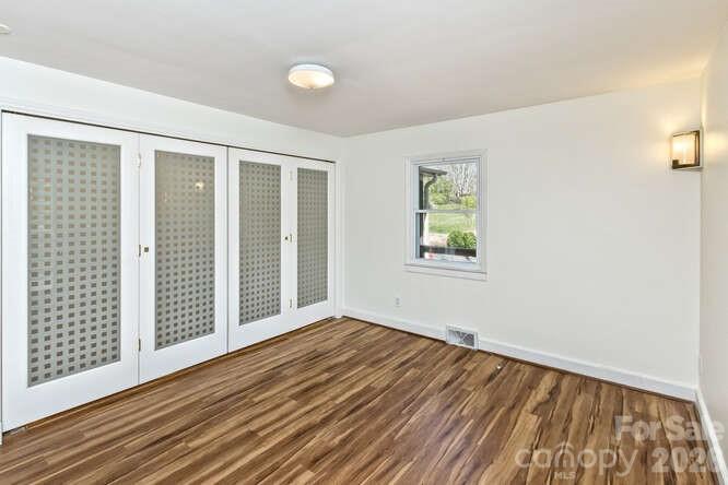 179 Marlborough Road Asheville, NC 28804 - Photo 13 of 43