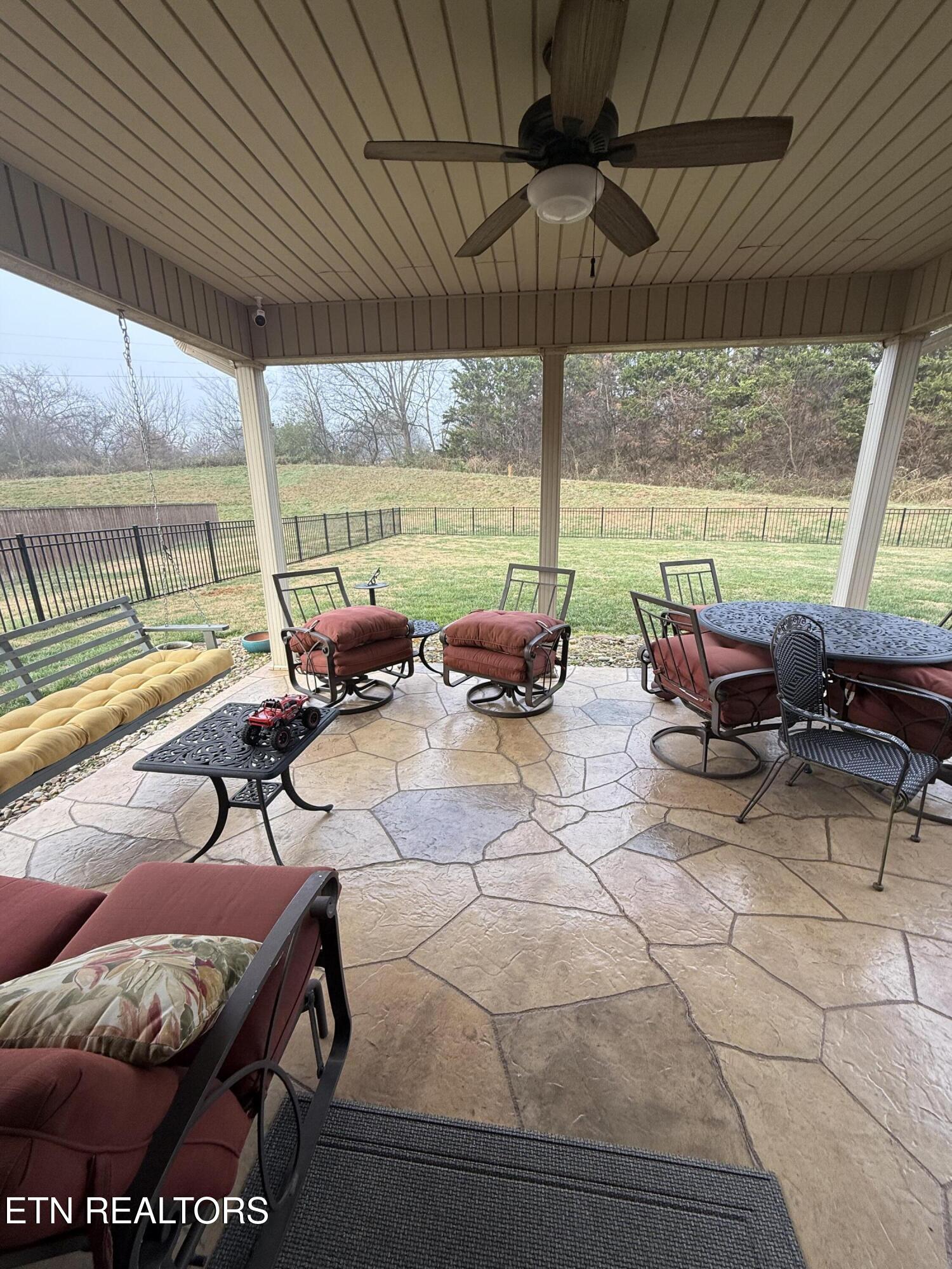 1144 Linford Circle Alcoa, TN 37701 - Photo 15 of 16 IMG_2090