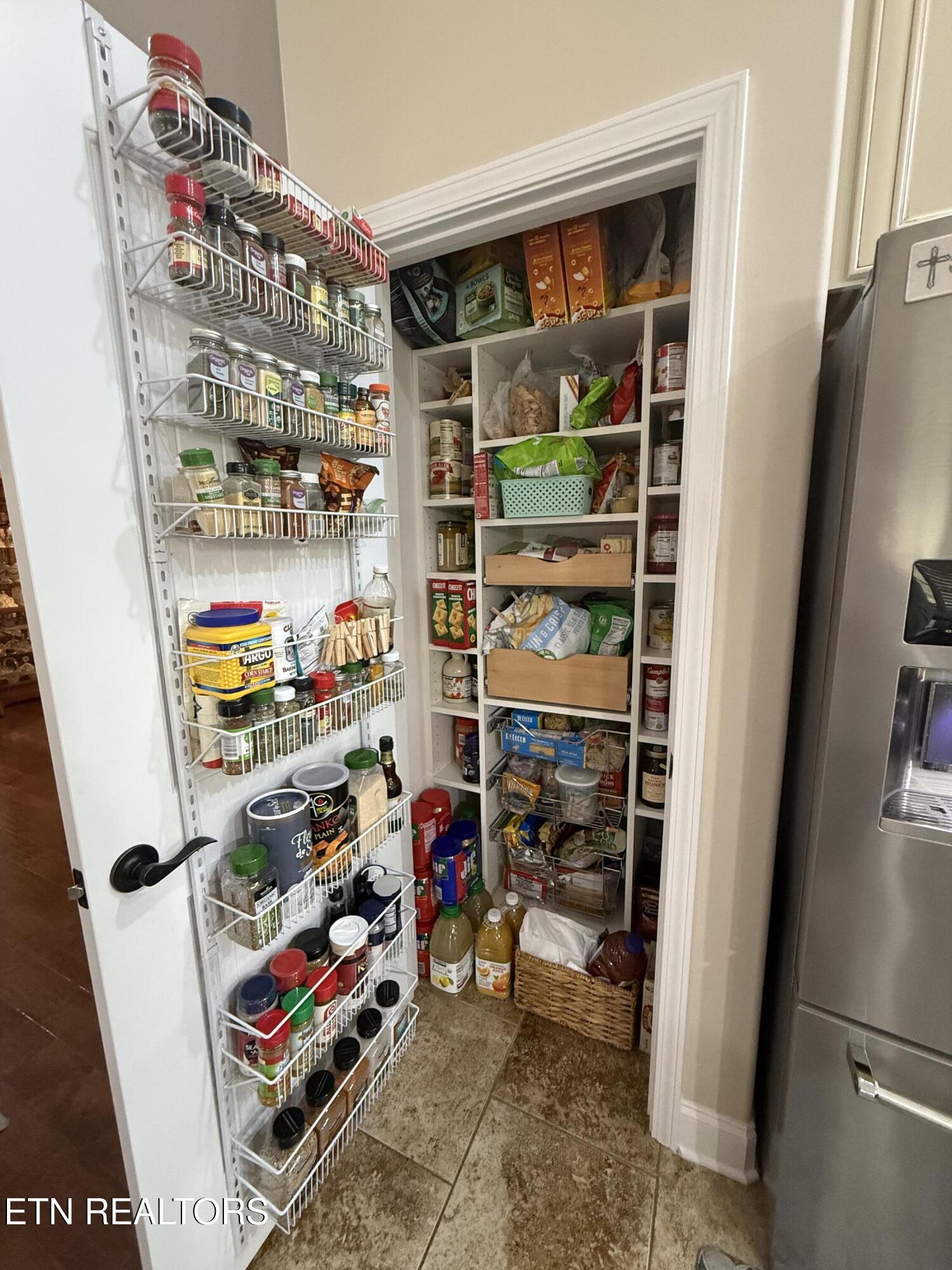 1144 Linford Circle Alcoa, TN 37701 - Photo 5 of 16 IMG_2092