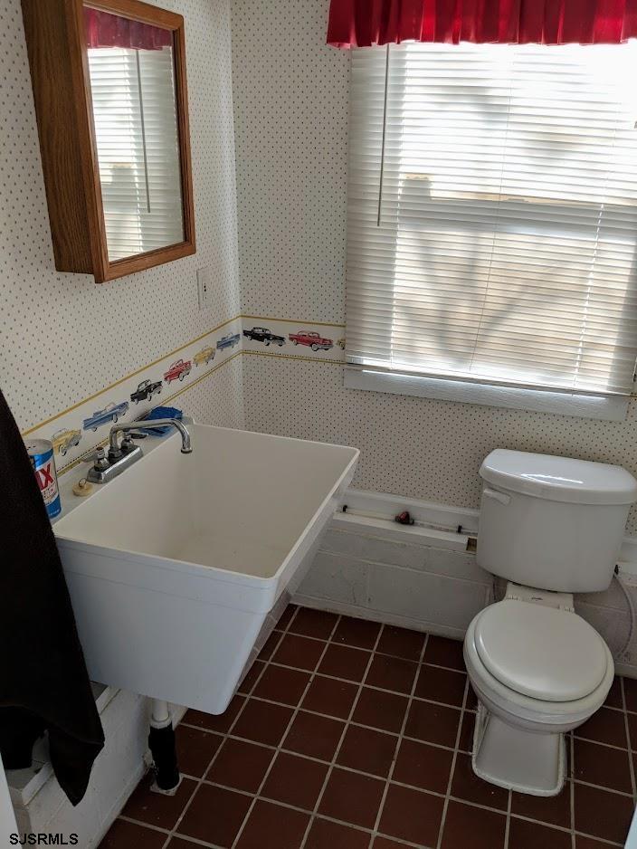 6 Stone Circle Absecon, NJ 08201 - Photo 20 of 39 a white bath tub sitting next to a white toilet