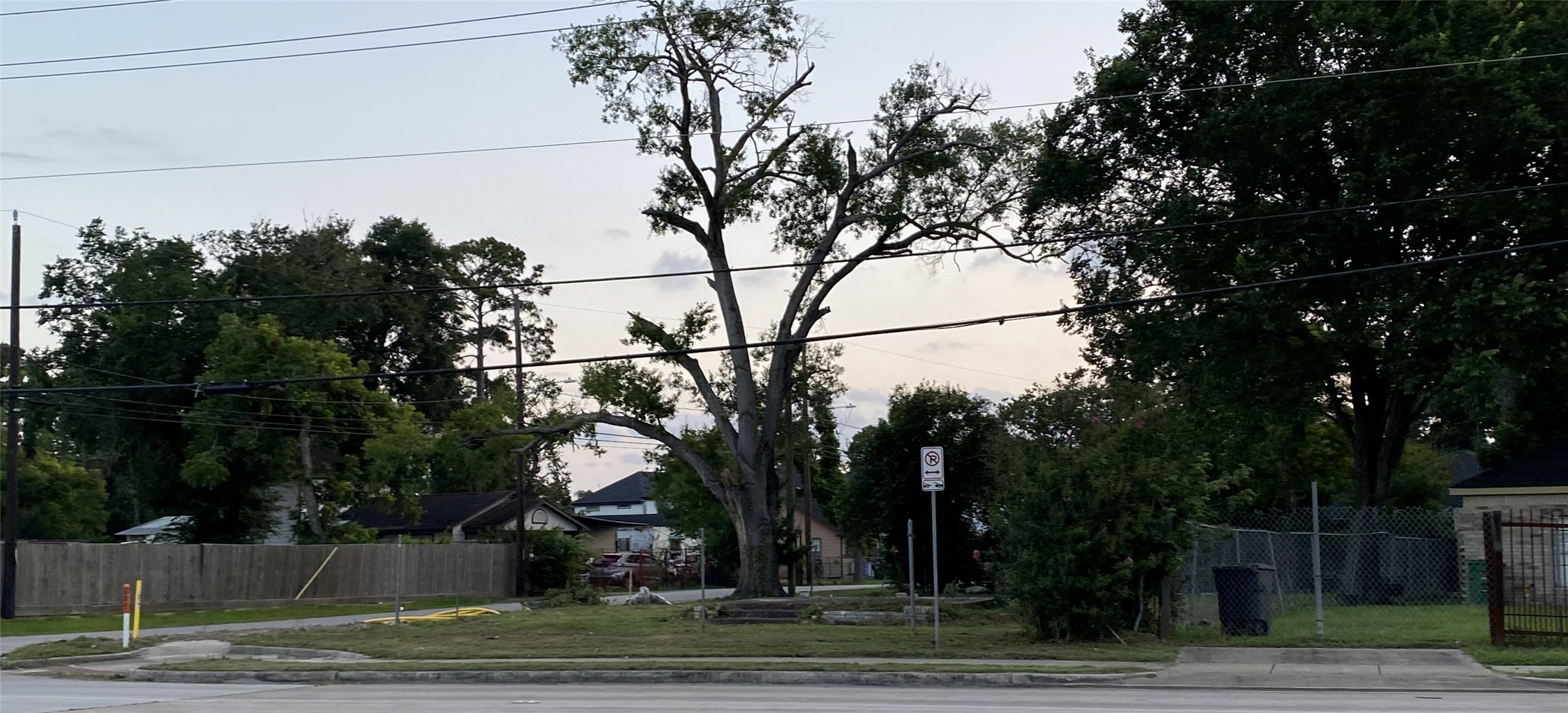 Full lot view from across the street