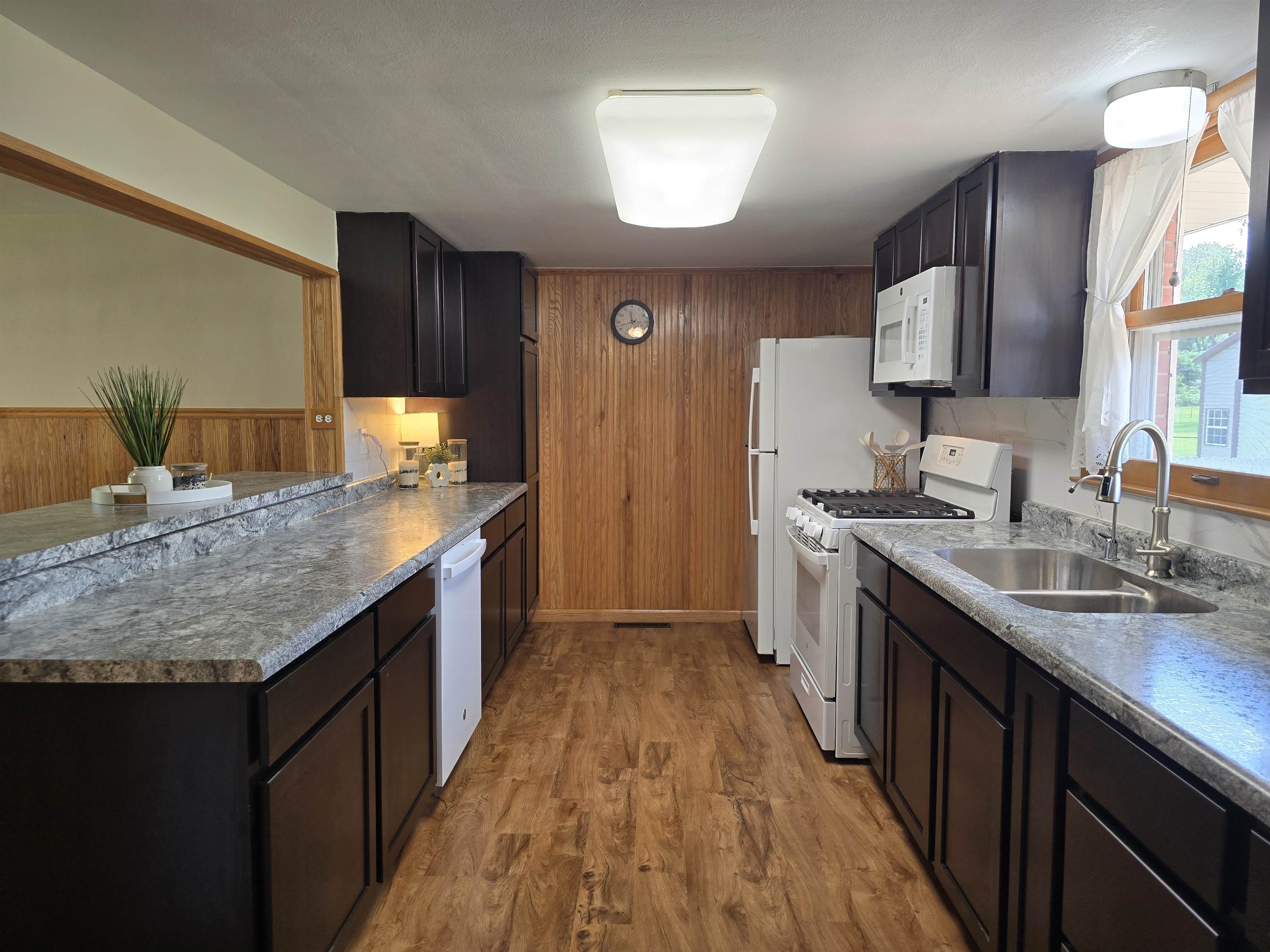 4850 Fielding Road Rockford, IL 61102 - Photo 14 of 52