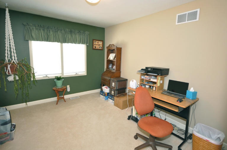 267 Round Hill Road, Unit 89 Kalamazoo, MI 49009 - Photo 11 of 23 267Roundhill_L_11