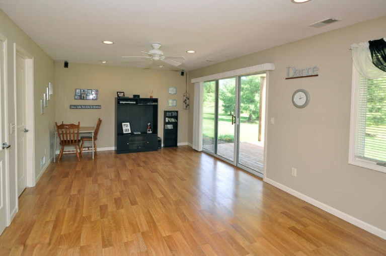 267 Round Hill Road, Unit 89 Kalamazoo, MI 49009 - Photo 15 of 23 267Roundhill_L_15