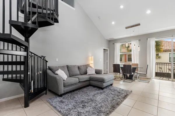 $450,000 | 12651 Northwest 32nd Place, Sunrise, FL 33323