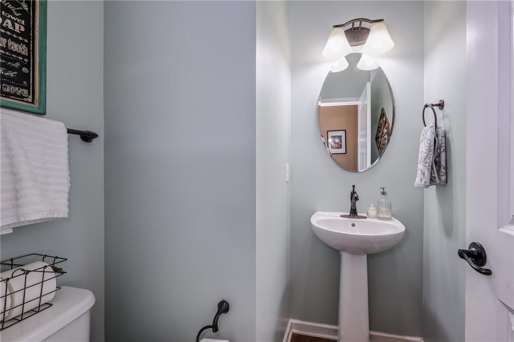 119 Chestnut Ridge Drive Beaver Falls, PA 15010 - Photo 4 of 25 Gallery Image 4