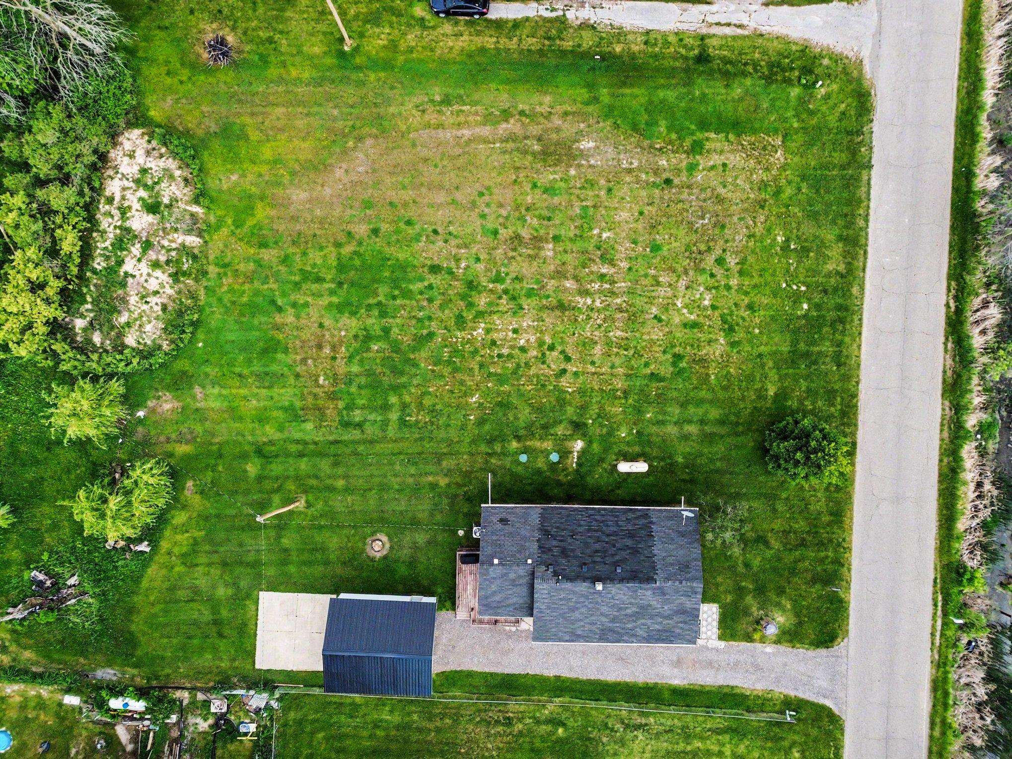 4223 Quanicassee Road Fairgrove, MI 48733 - Photo 31 of 38