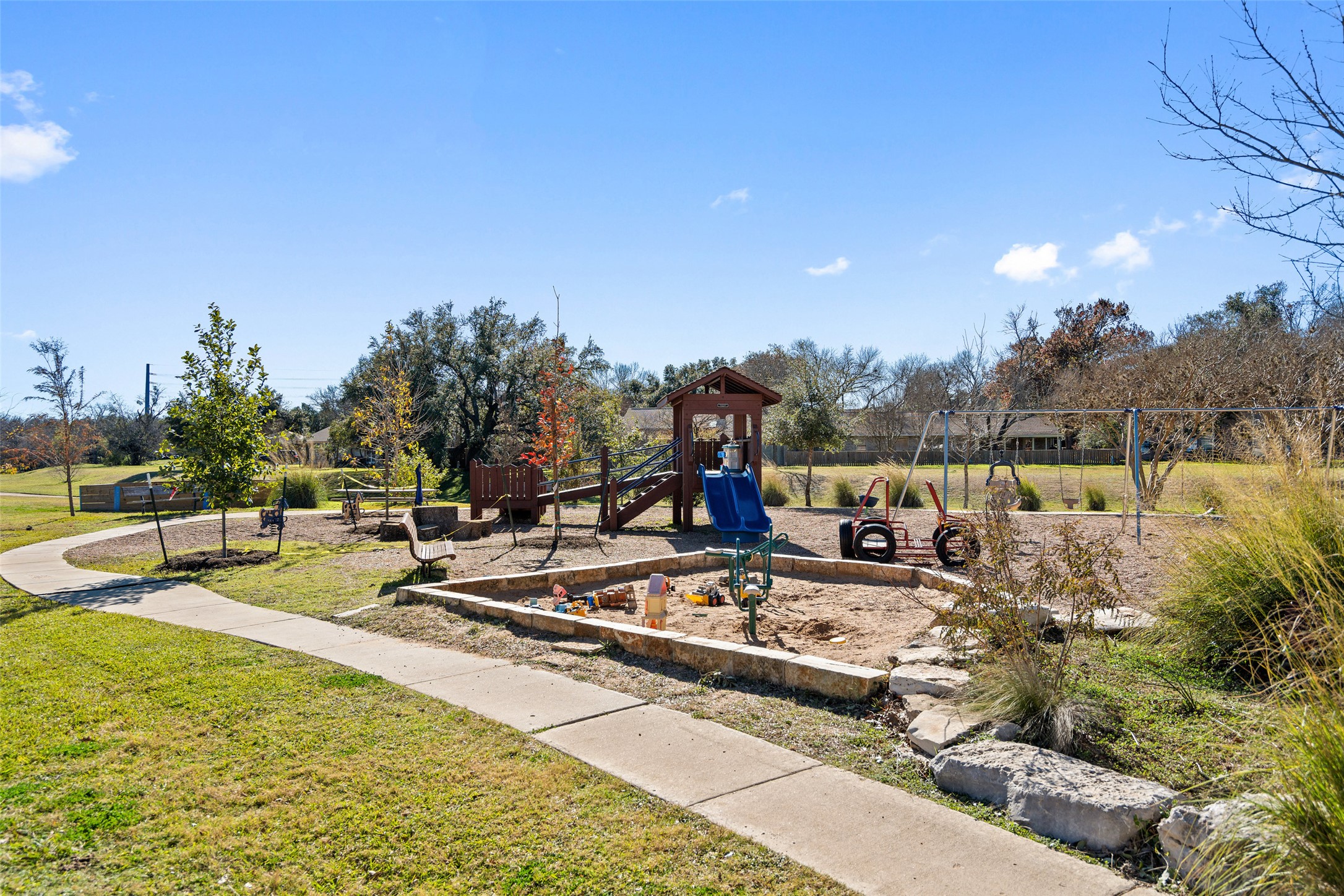 6906 One Oak Road Austin, TX 78749 - Photo 37 of 39