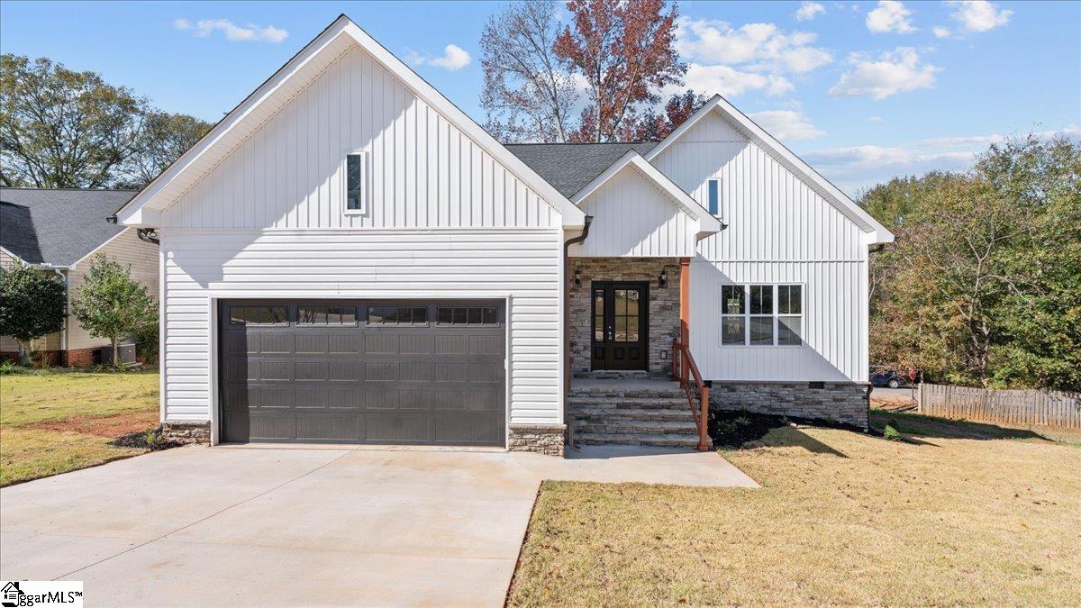 5 Springhouse Way Greenville, SC 29607 - Photo 1 of 28