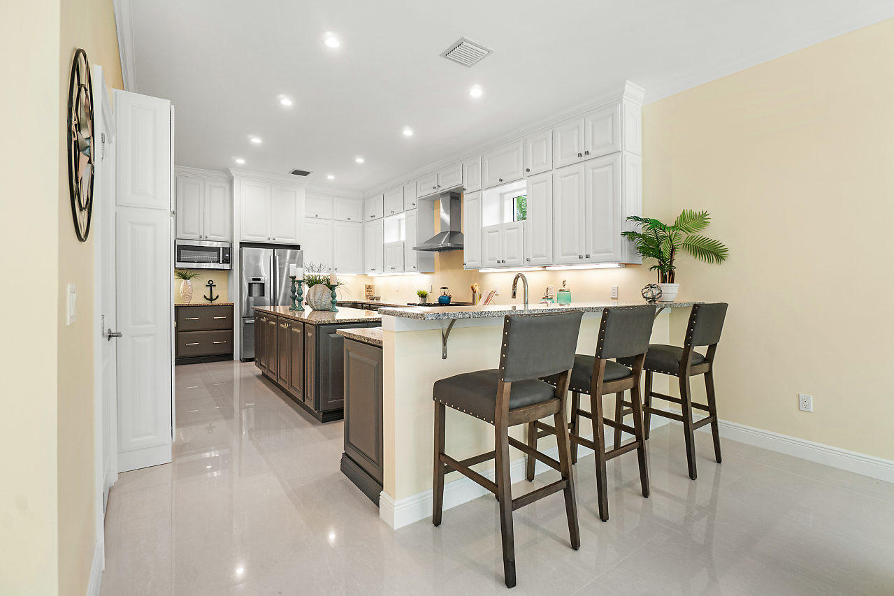 500 Northeast Wavecrest Way Boca Raton, FL 33432 - Photo 27 of 46 027-500NEWavecrestWay-BocaRaton-FL-small