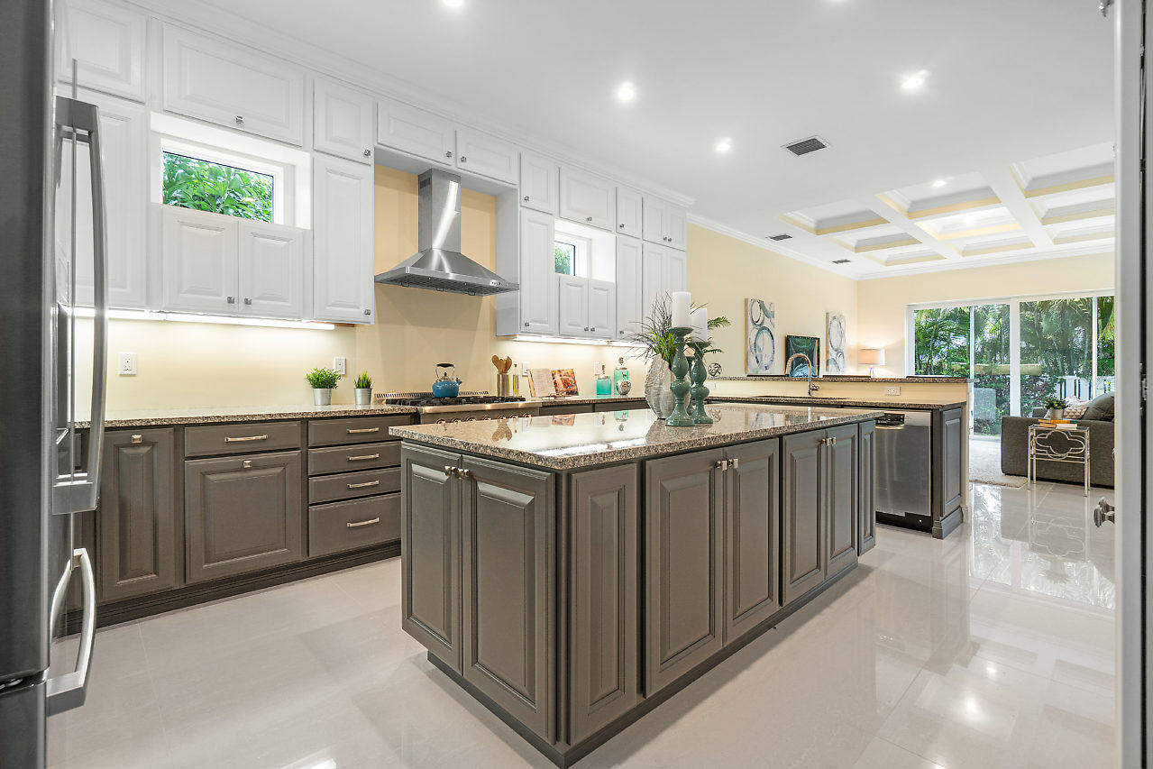 500 Northeast Wavecrest Way Boca Raton, FL 33432 - Photo 28 of 46 028-500NEWavecrestWay-BocaRaton-FL-small