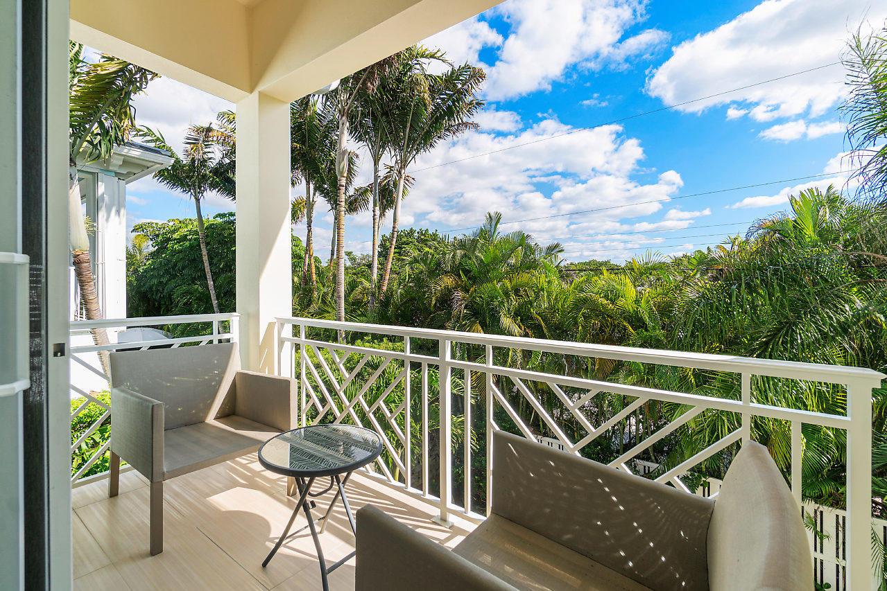 500 Northeast Wavecrest Way Boca Raton, FL 33432 - Photo 42 of 46 042-500NEWavecrestWay-BocaRaton-FL-small