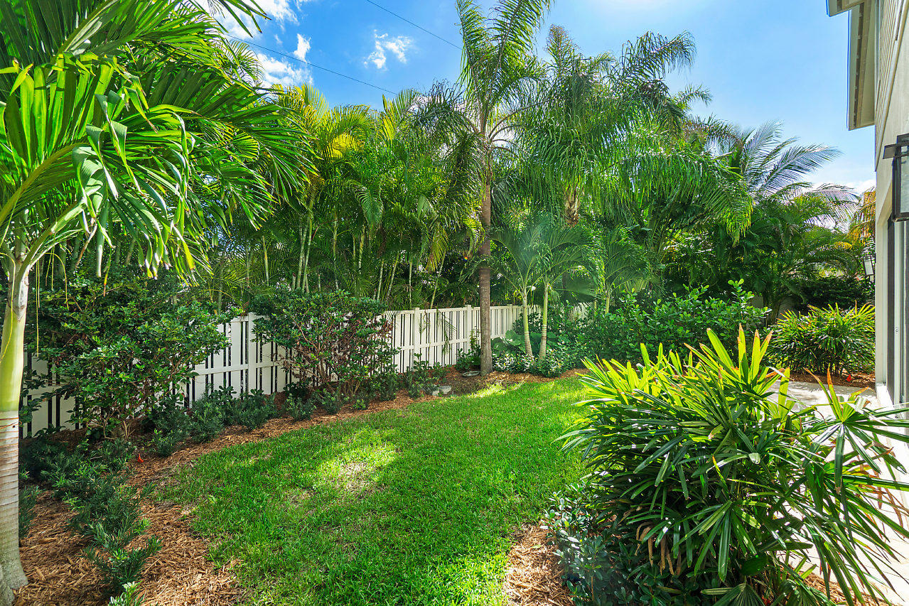 500 Northeast Wavecrest Way Boca Raton, FL 33432 - Photo 45 of 46 045-500NEWavecrestWay-BocaRaton-FL-small