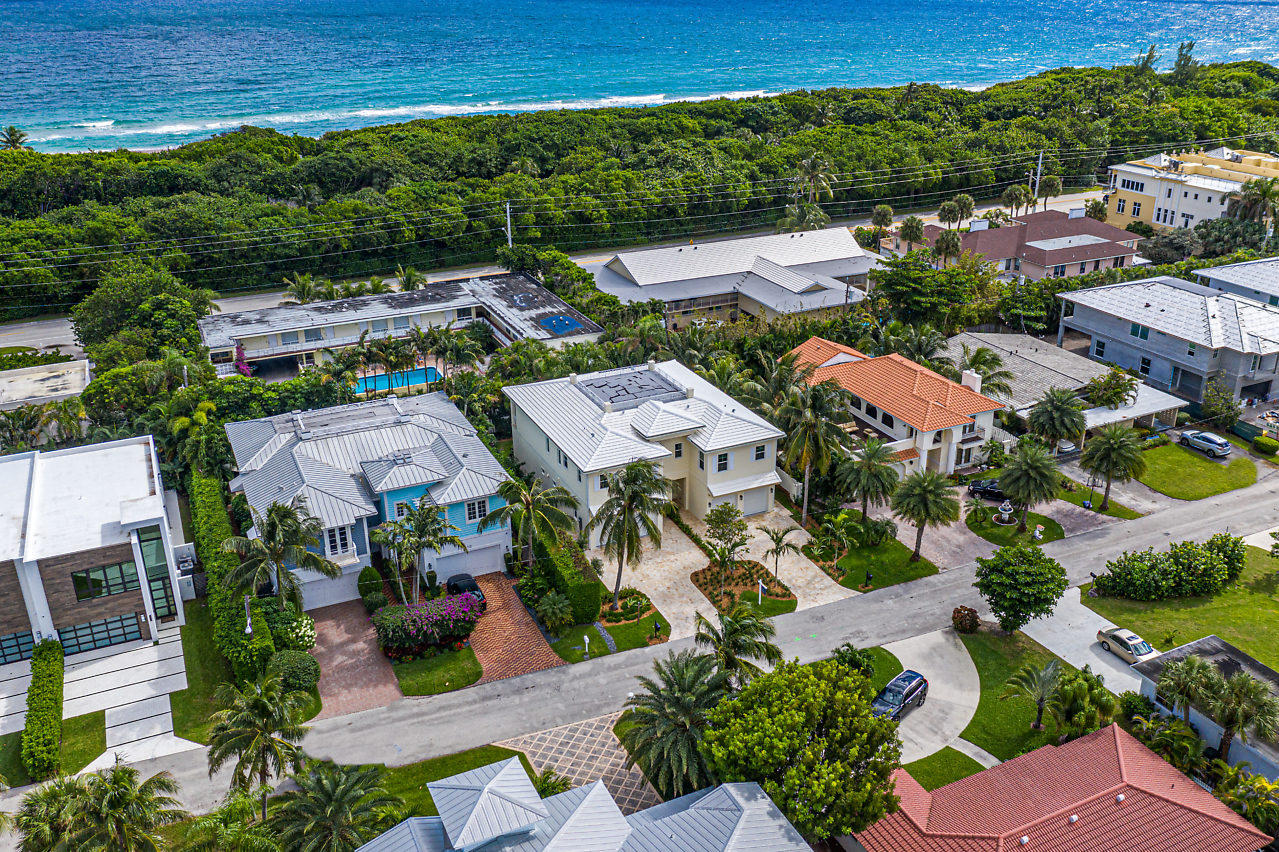 500 Northeast Wavecrest Way Boca Raton, FL 33432 - Photo 7 of 46 007-500NEWavecrestWay-BocaRaton-FL-small