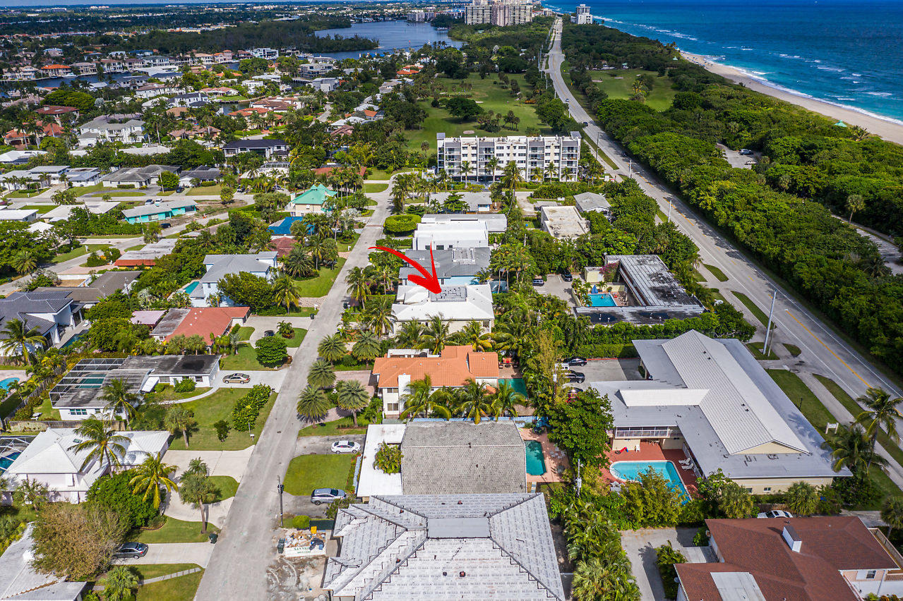 500 Northeast Wavecrest Way Boca Raton, FL 33432 - Photo 10 of 46 010-500NEWavecrestWay-BocaRaton-FL-small