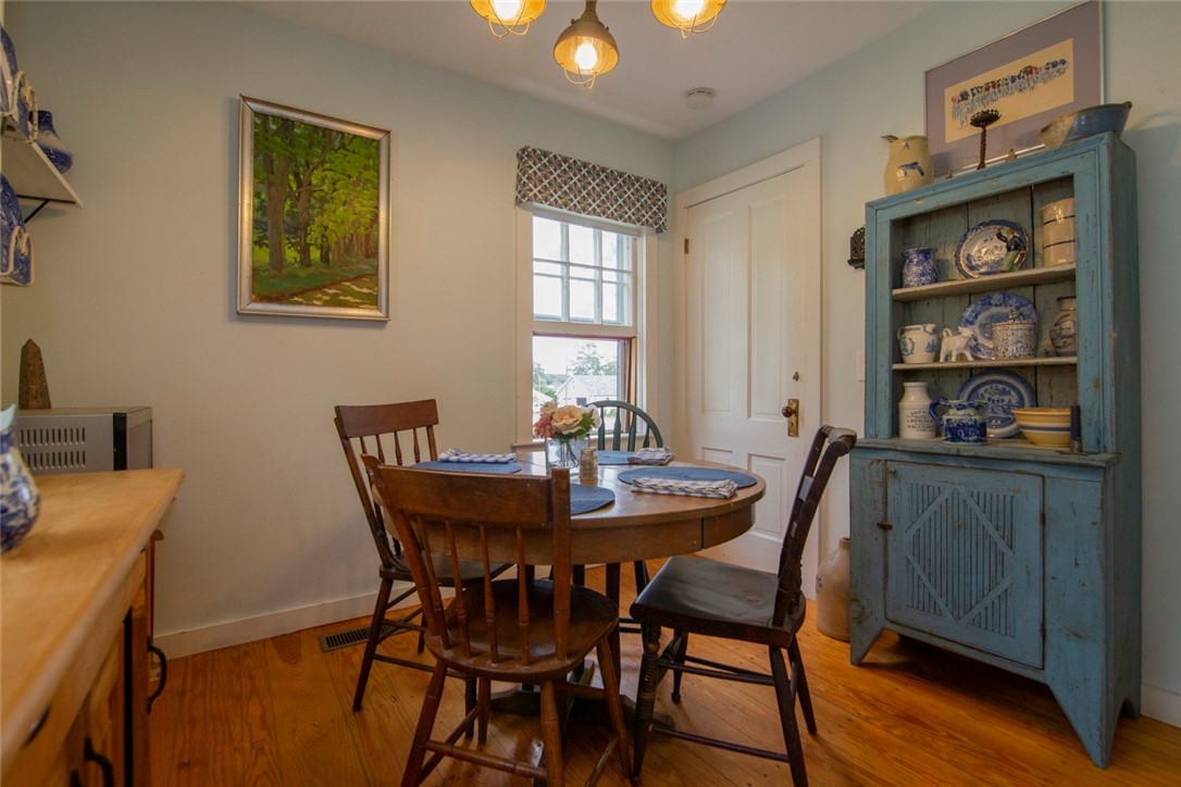 11 Azalea Drive Westerly, RI 02891 - Photo 17 of 32