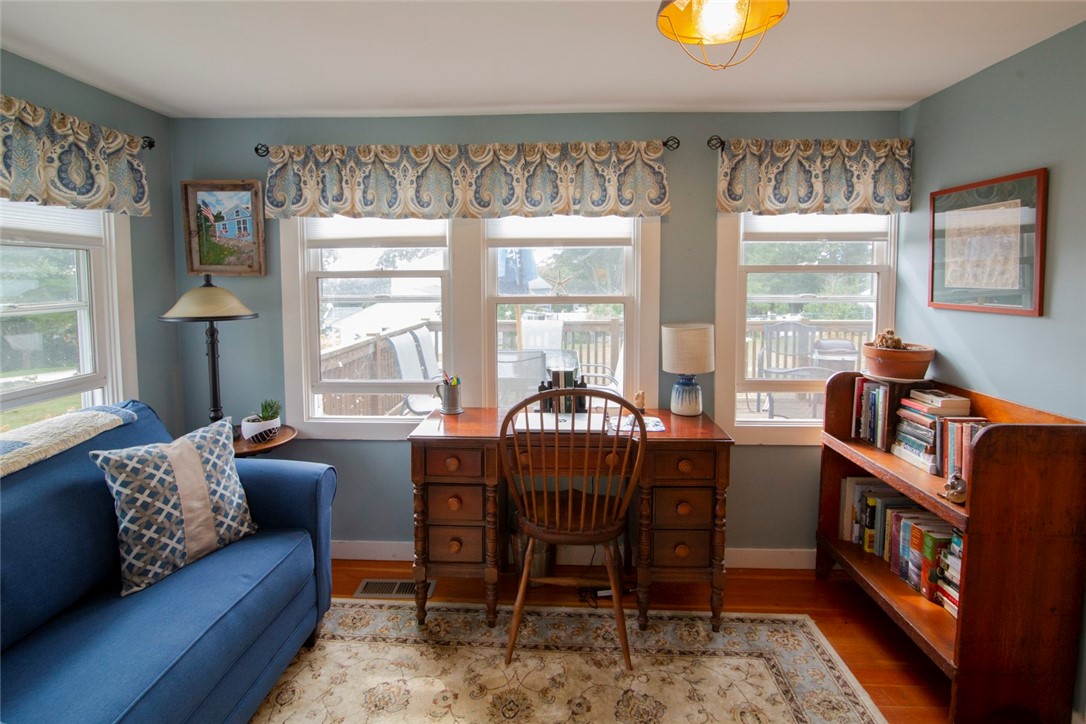 11 Azalea Drive Westerly, RI 02891 - Photo 21 of 32