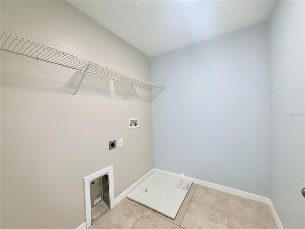 4935 Reflecting Pond Circle Wimauma, FL 33598 - Photo 20 of 41