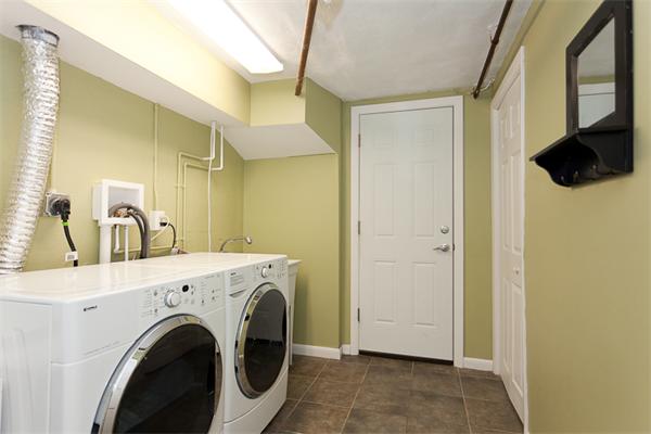 231 Ridge Street Arlington, MA 02474 - Photo 20 of 22 Gallery Image 20