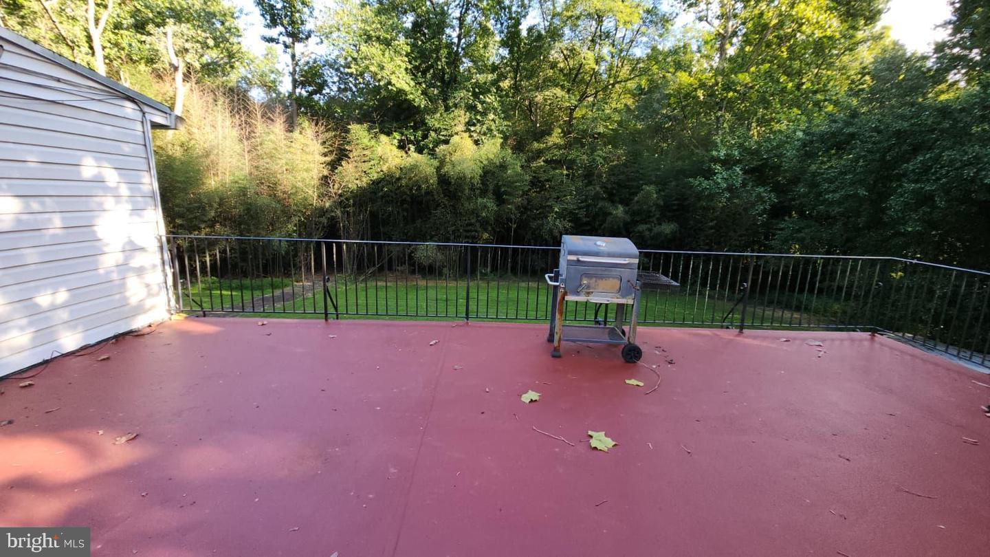 12411 Thompson Road Bowie, MD 20720 - Photo 11 of 35