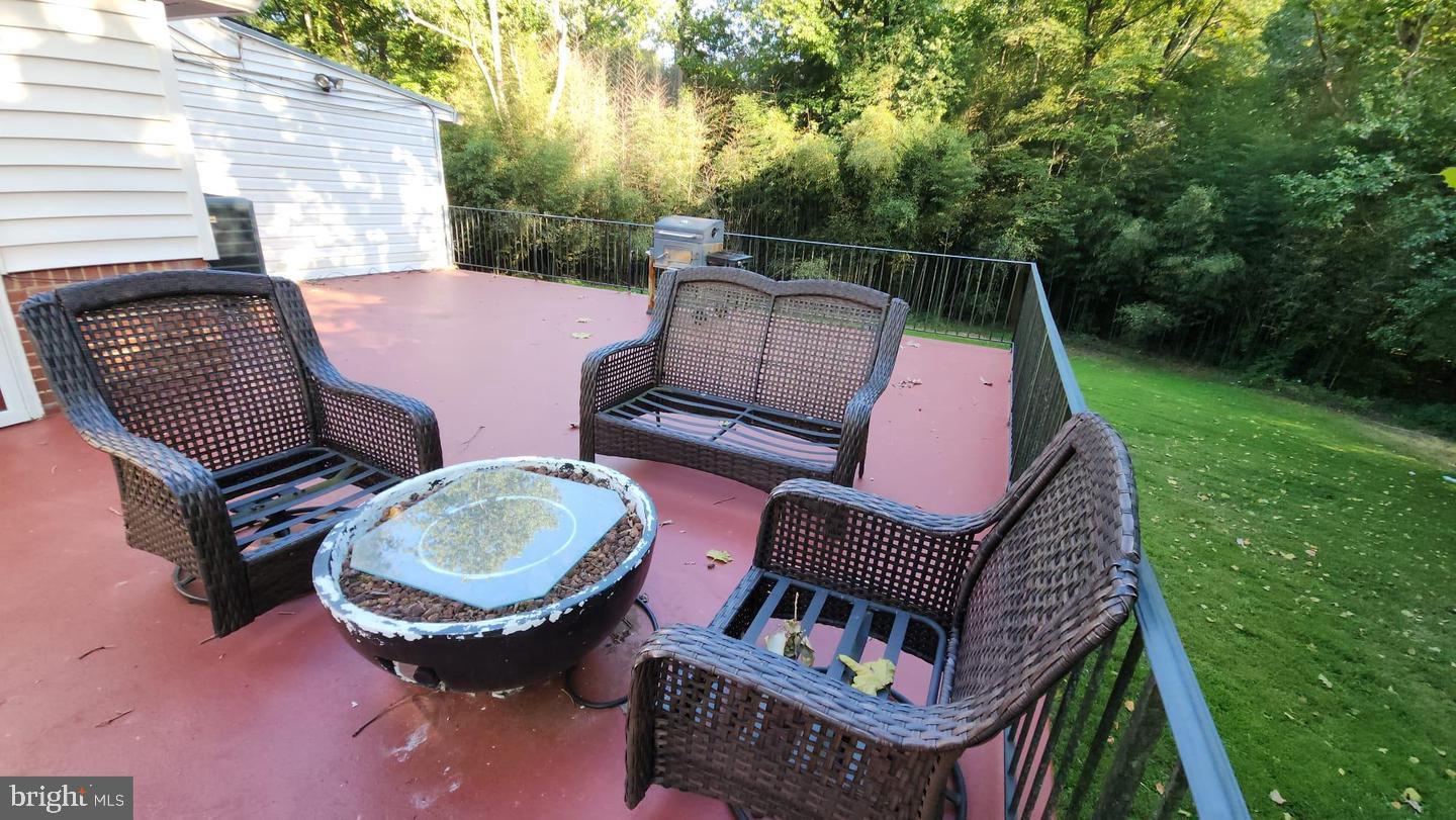 12411 Thompson Road Bowie, MD 20720 - Photo 13 of 35