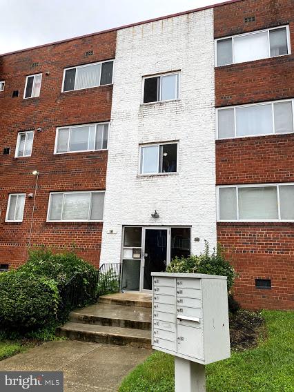 12 Halley Place Southeast, Unit 101 Washington, DC 20032 - Photo 1 of 19 Welcome Home