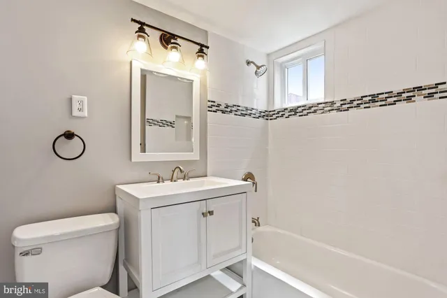 $1,500 | 12 Halley Place Southeast, Unit 101, Washington, DC 20032