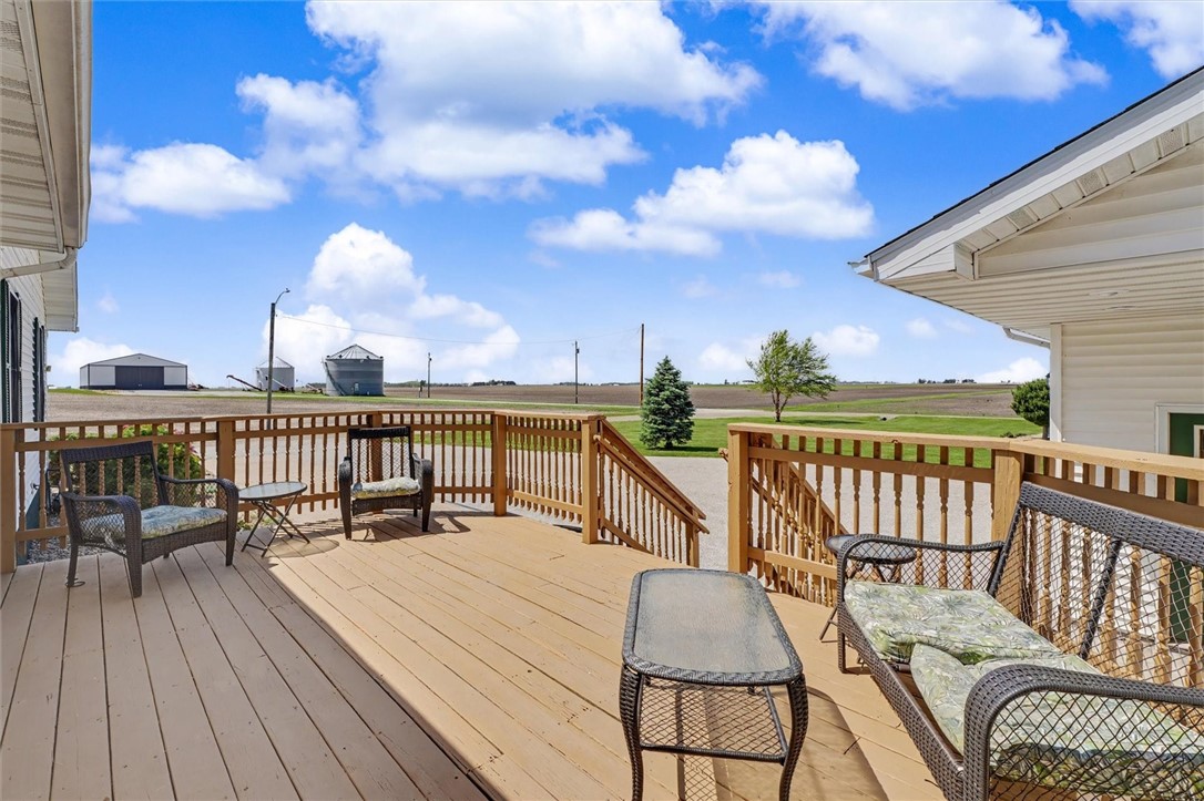 111 Warner Avenue Georgetown, IL 61846 - Photo 7 of 48