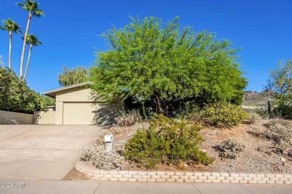 $1,050,000 | 7657 North 22nd Street, Phoenix, AZ 85020