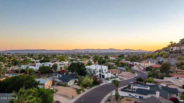 $1,050,000 | 7657 North 22nd Street, Phoenix, AZ 85020