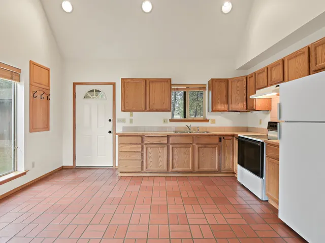 $825,000 | 25207 South Rupp Road, Cheney, WA 99004