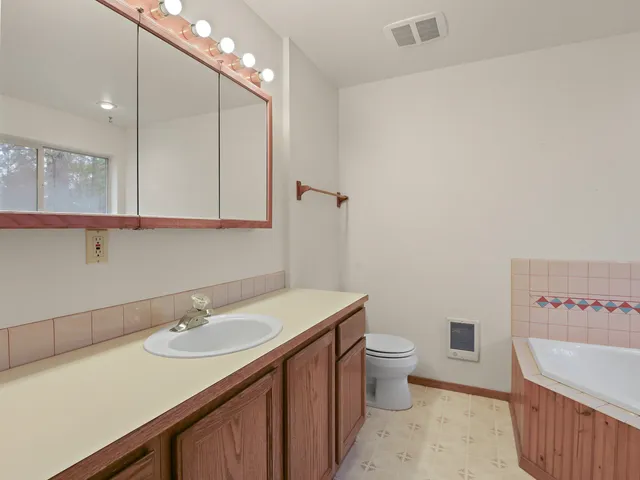 $825,000 | 25207 South Rupp Road, Cheney, WA 99004