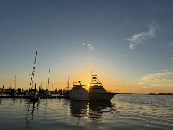 $600 | 67 West 10th Street, Unit E3, Folly Beach, SC 29439